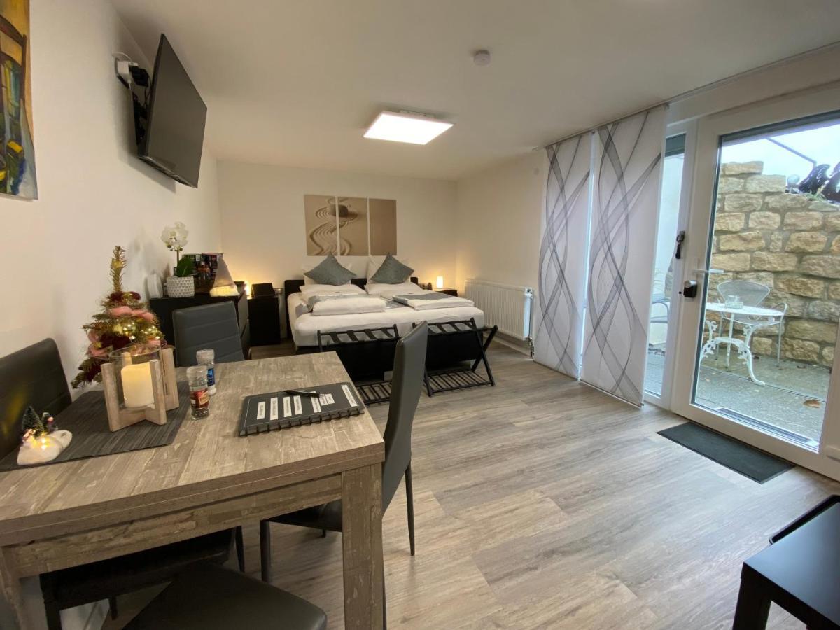 1,5 Zimmer Apartment In S-Bahn Naehe, 35 Qm, Max 4 Pers, Zentral, Private Terasse, Internet 250 Mbit Gärtringen Exteriér fotografie